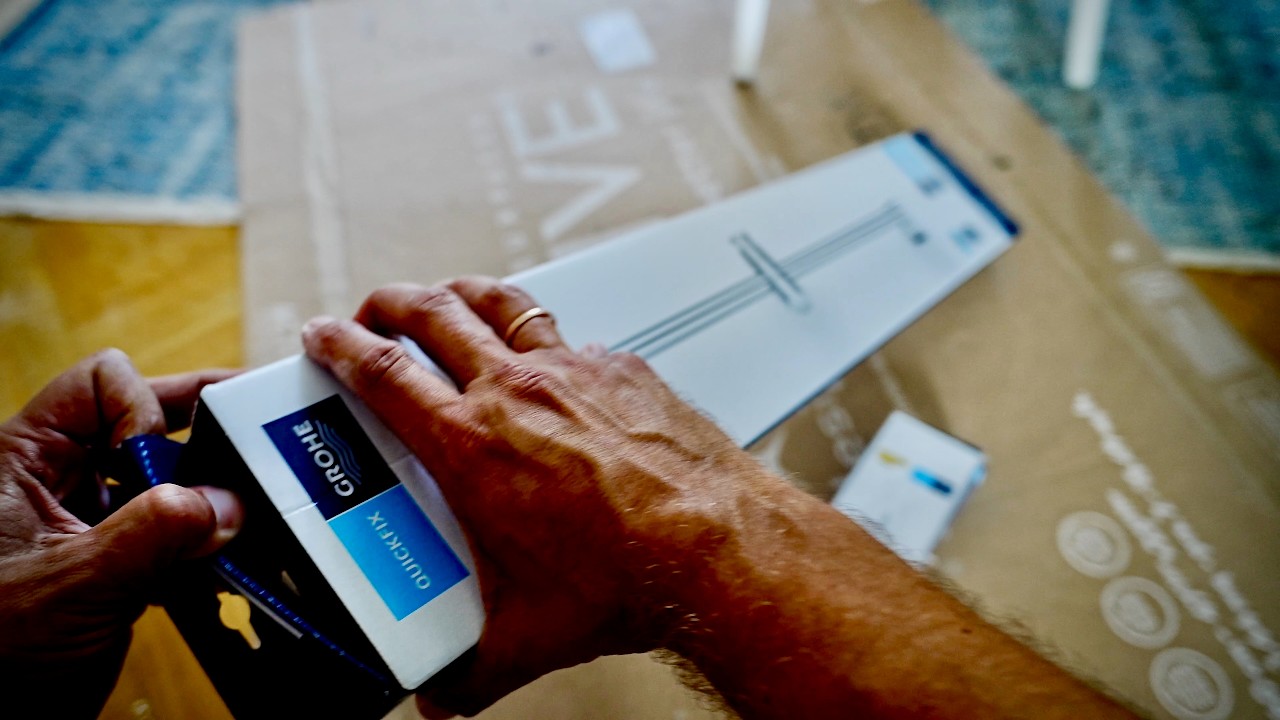 Grohe Vitalio Shower Rail with Quickfix glue installation