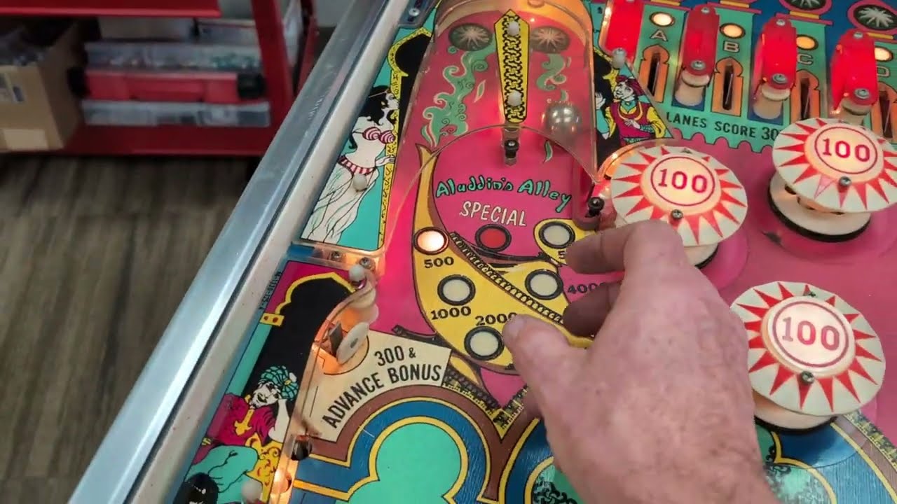 Repairing and cleaning up an Aladdin's Castle Pinball + LEDs and gameplay
