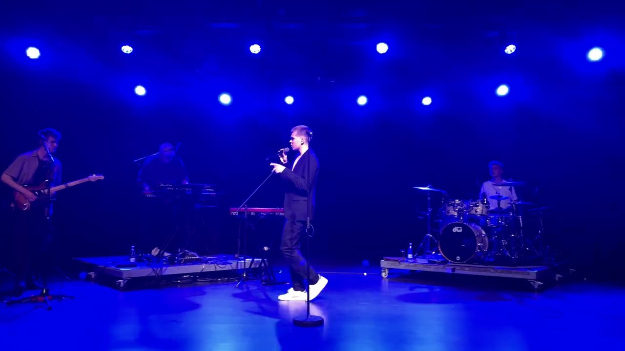 Chris Burton - Dig & Mig (Live 2021) 20. Maj 2021 - Bremen Teater Copenhagen