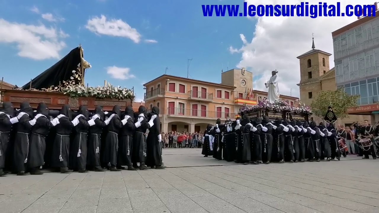 Encuentro de Domingo de Resurrección. Valencia de Don Juan (León)