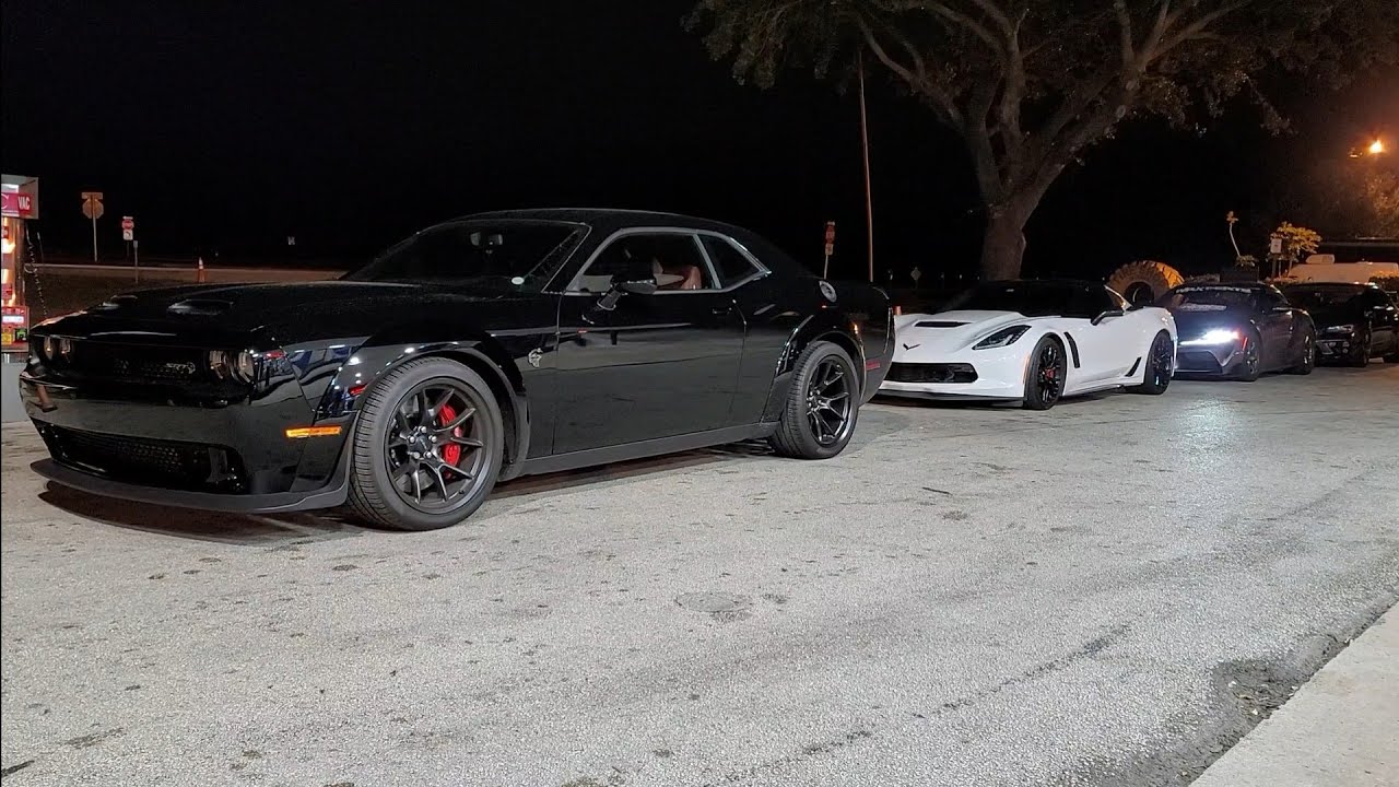 2021 Dodge Challenger Hellcat Redeye vs 2017 C7 Corvette Z06 Intake