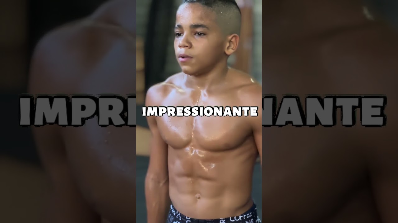 ESSE PEQUENO FISICULTURISTA DE 12 ANOS PODE SER O PR&Oacute;XIMO RAMON DINO NO FUTURO, ELE &Eacute; MUITO FORTE