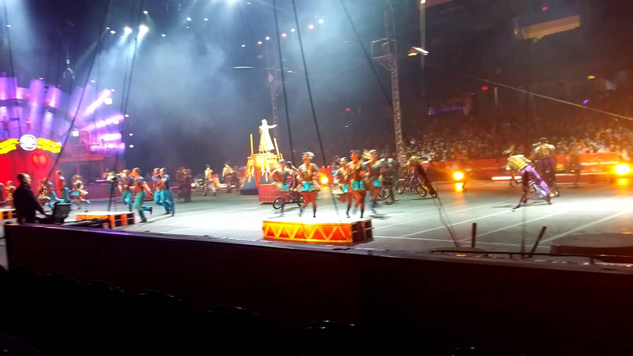 Circus Extreme November 2015 (OPENING) at Allstate Arena
