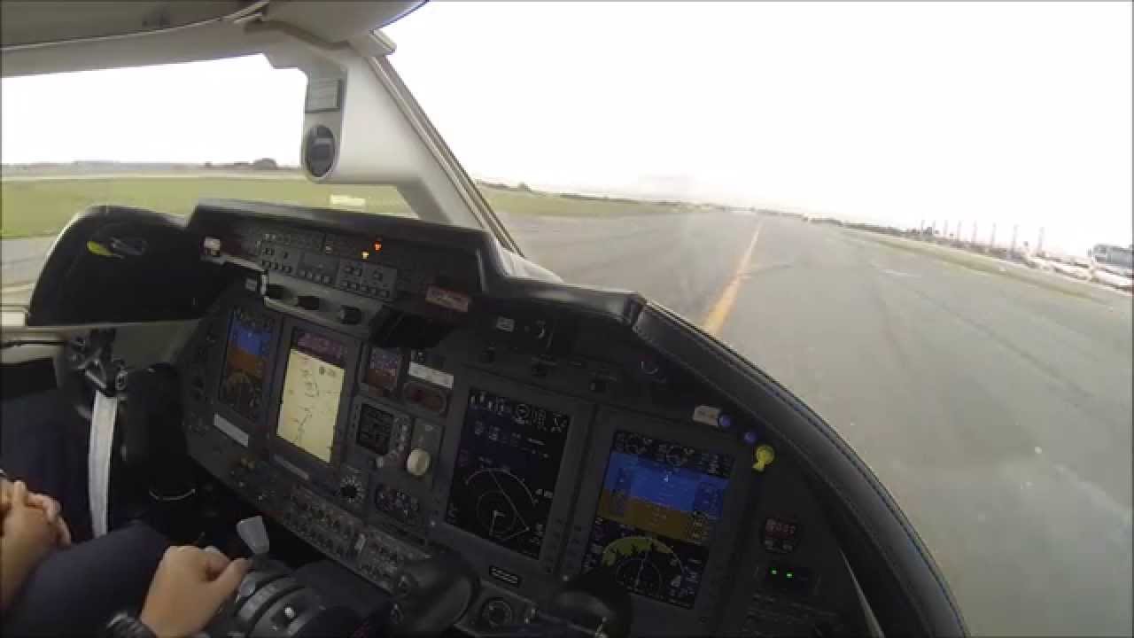 LearJet 60XR - Startup, taxi and takeoff - GoPro HERO3