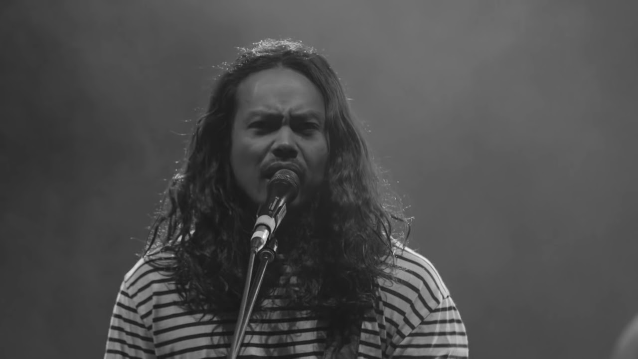 The Temper Trap - So Much Sky [Live at The Forum]