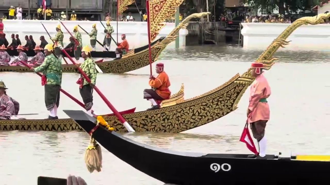 #Thailand 🇹🇭 #Bangkok The Royal Barge Procession which royal barges glide along Chao Phraya river.
