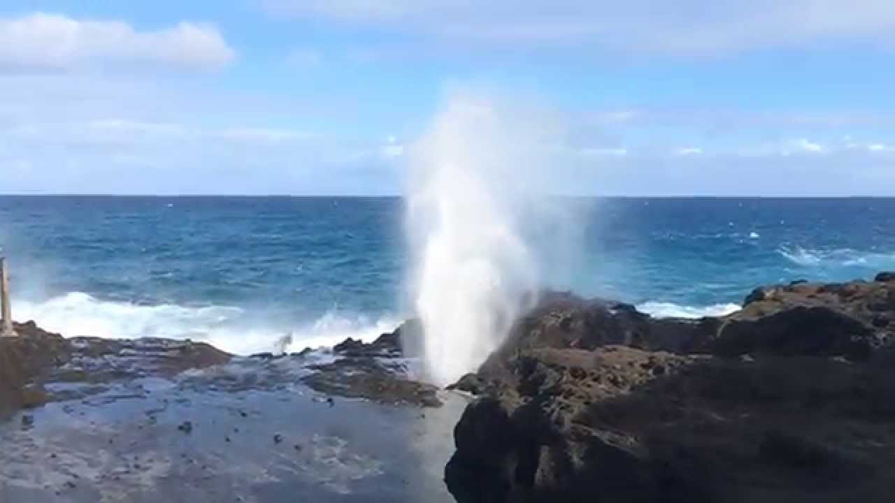 Explosive Ocean Blow hole: Must see!!