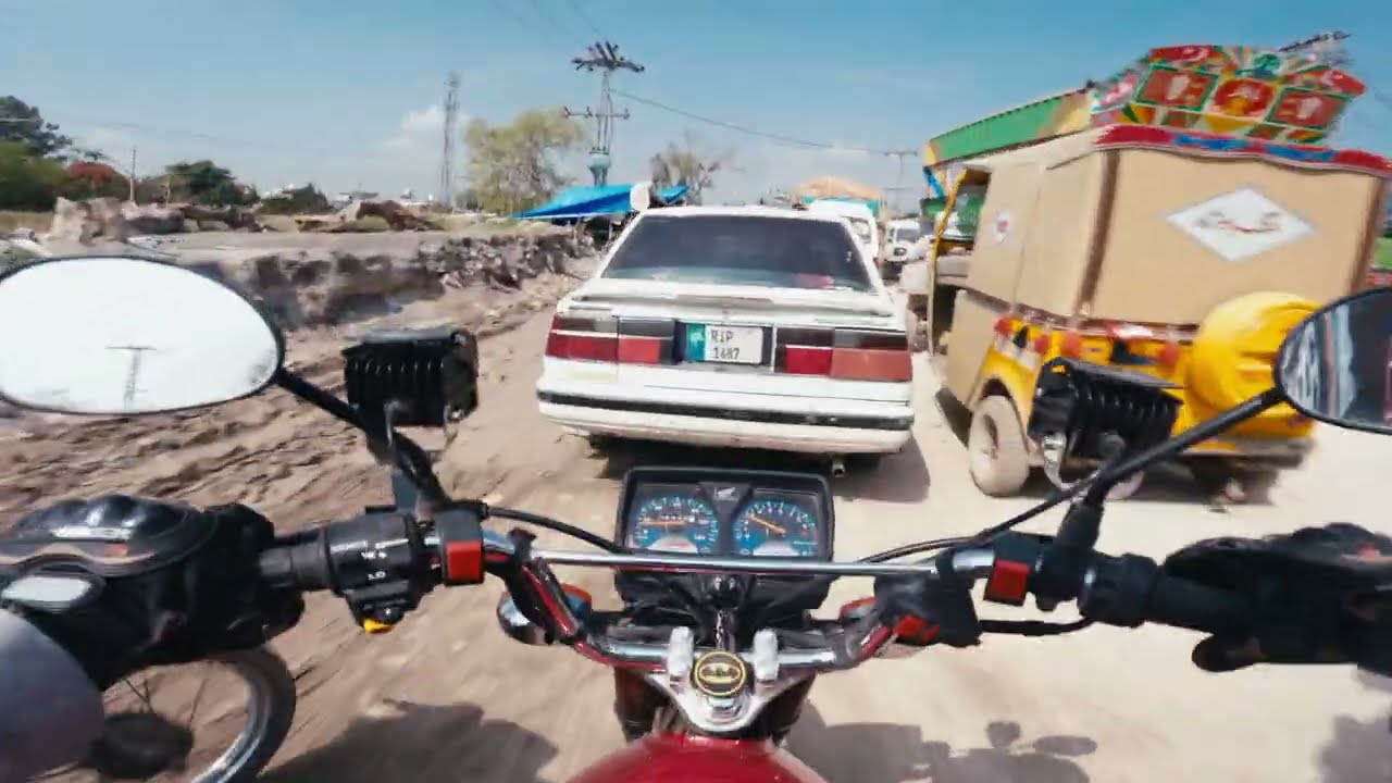 A Trip to Khanpur Dam - Parasailing, Jet Ski, Cliff Diving & Much More | Honda CG125 POV #travel