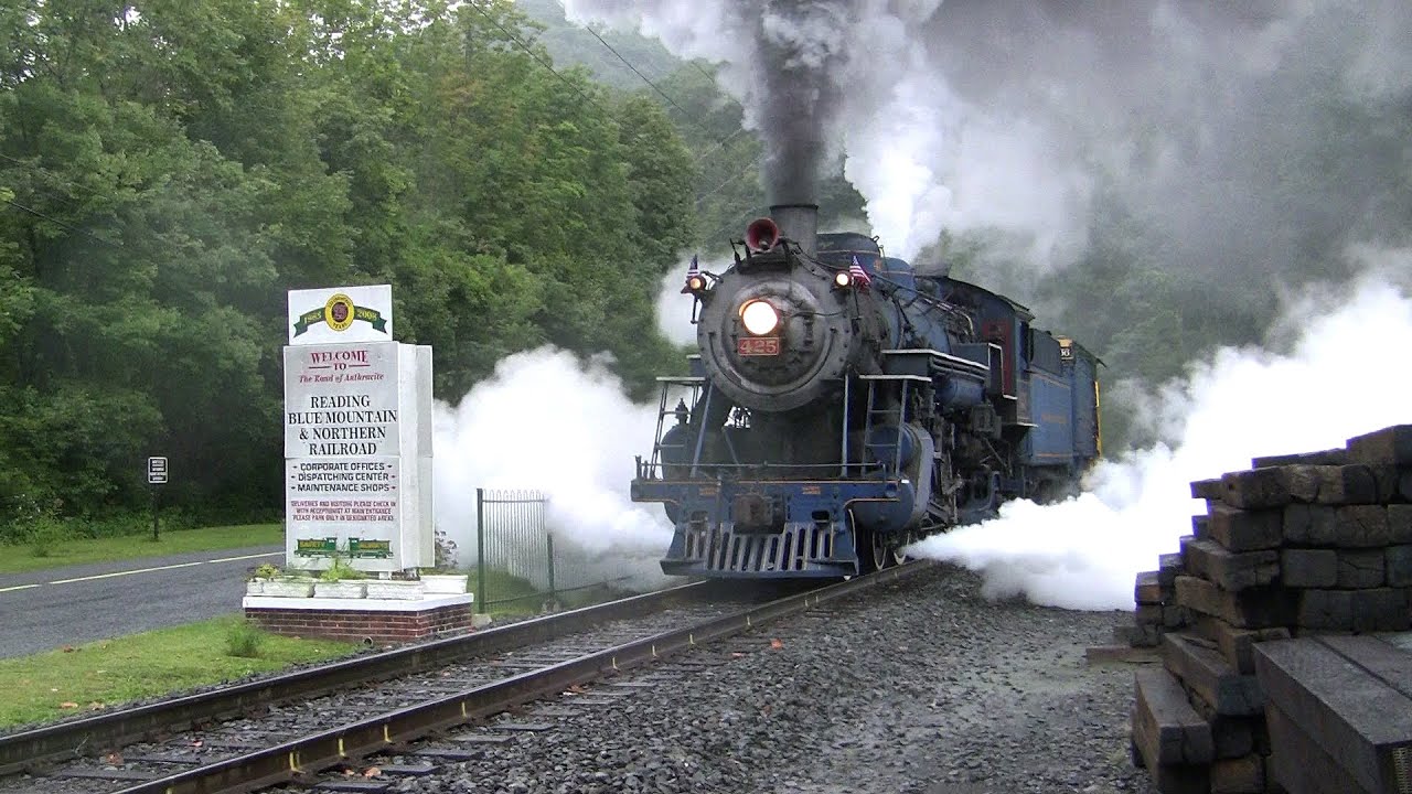 Reading and Northern 425 - Steam on a Soggy September Saturday