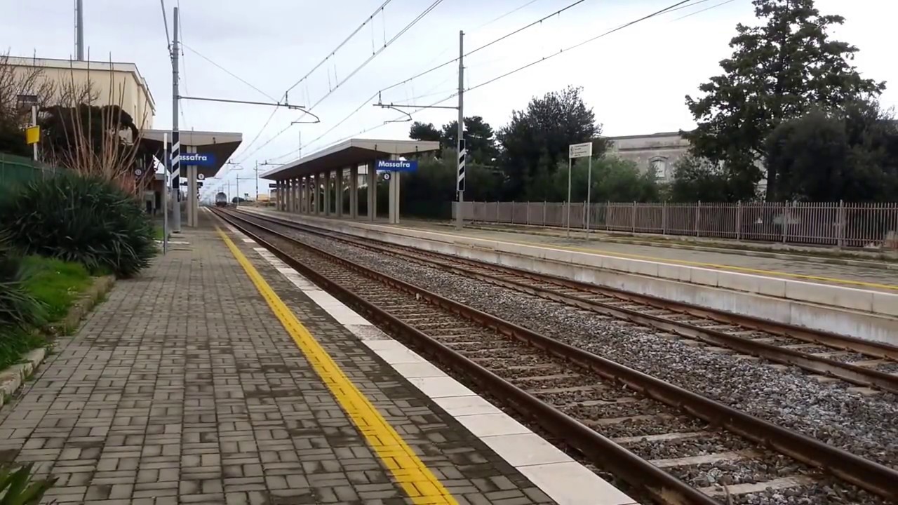 IL FISCHIO DELLA LOCOMOTIVA