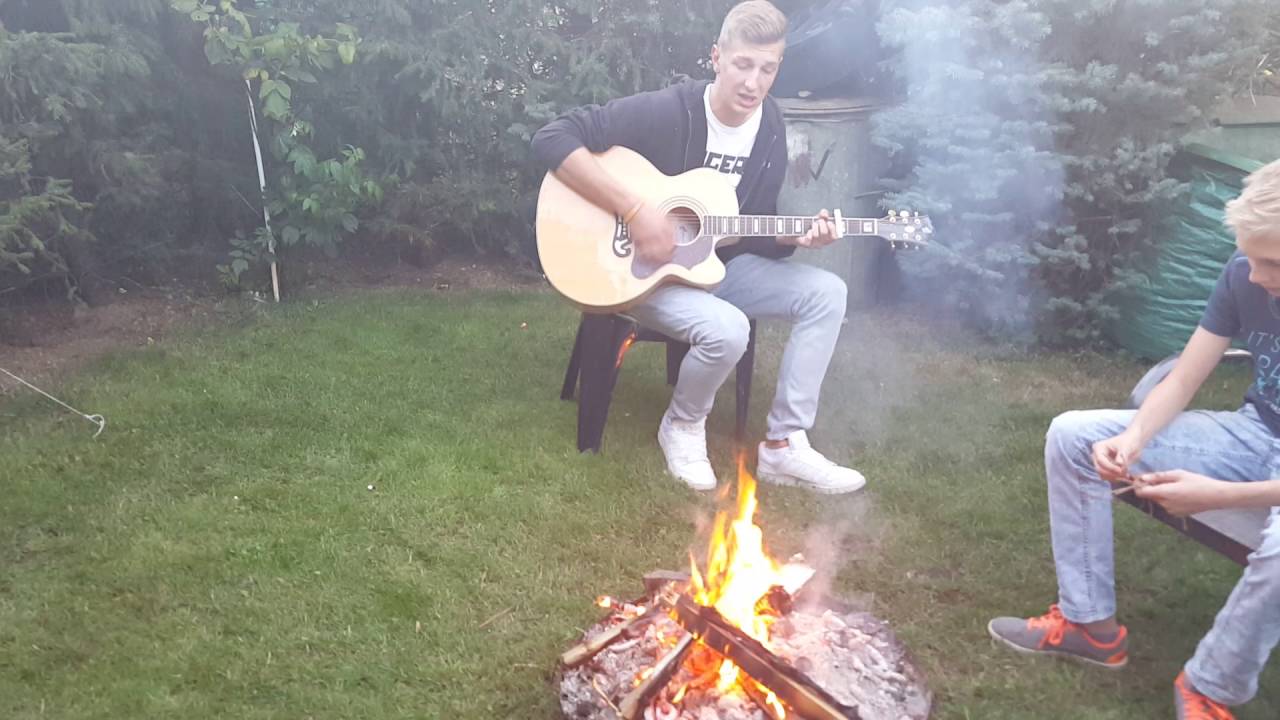 Wenn sie diesen Tango hört - Gänsehaut am Lagerfeuer