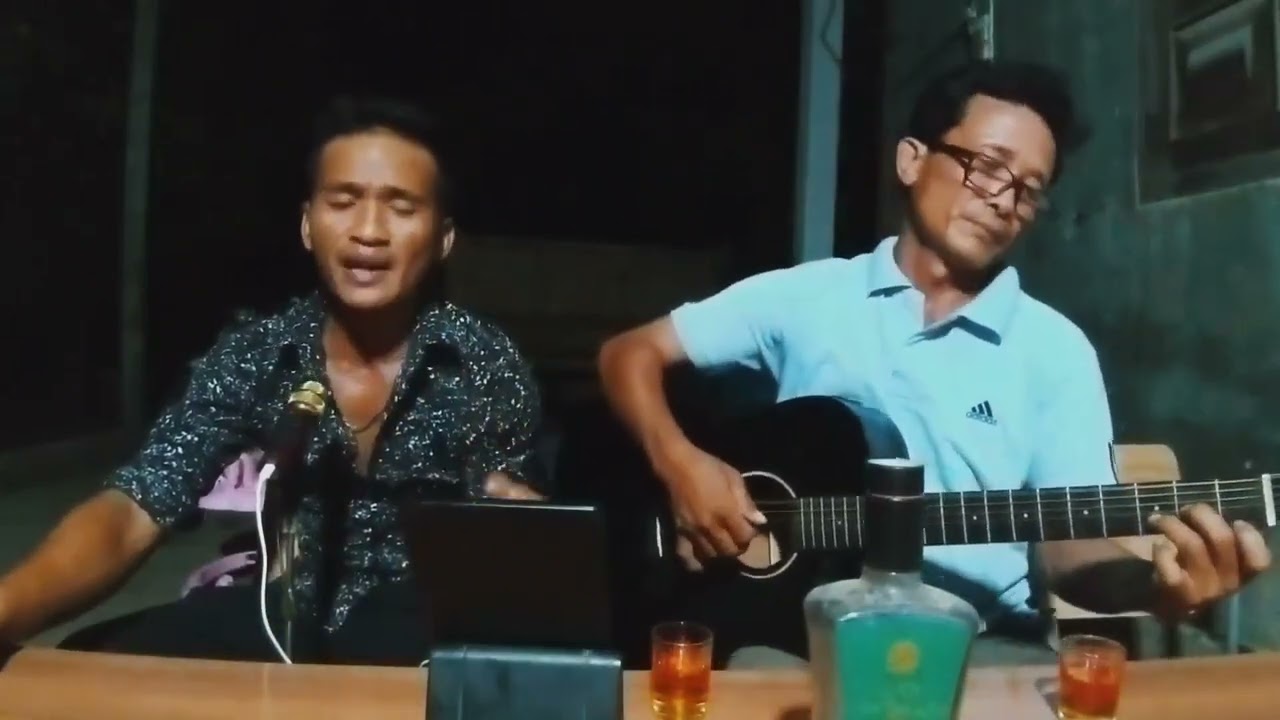 Ly rượu đắng cay. Guitar quang bình & Hoàng Vũ