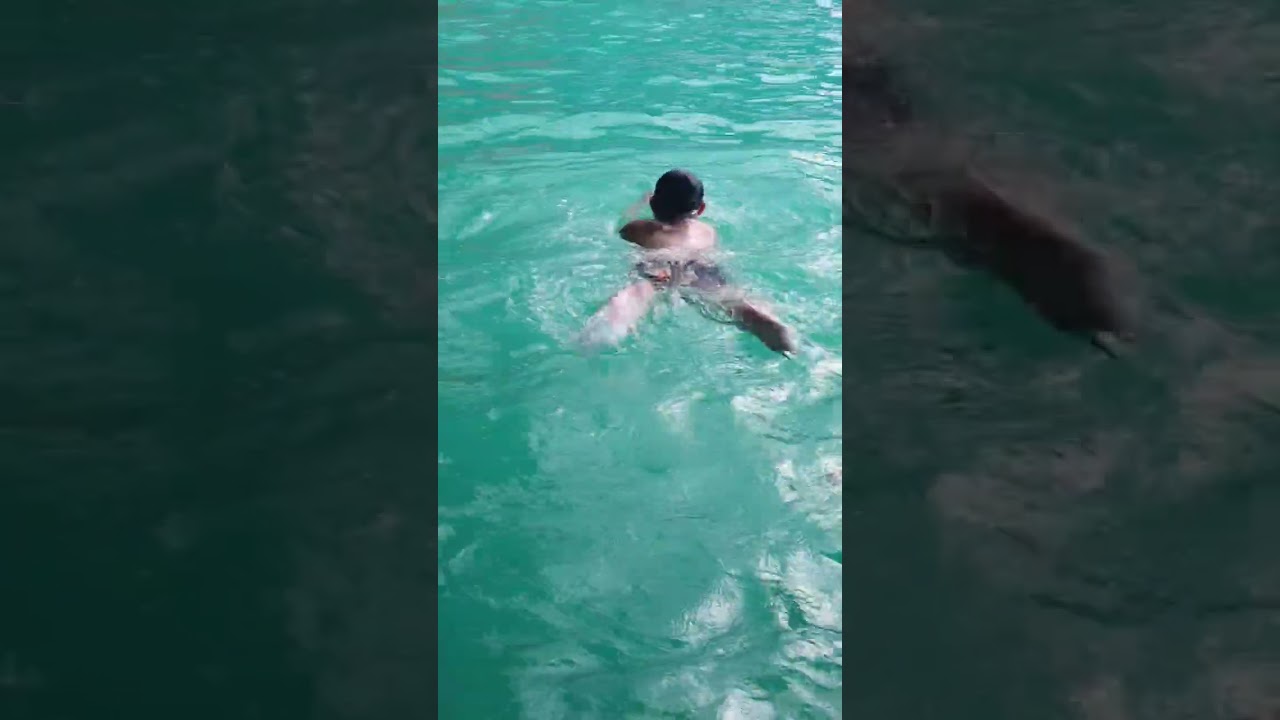 Khánh học bơi #15