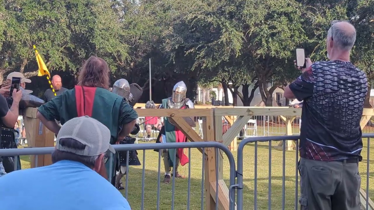 Dez #buhurt #knightarmor #knight #armor #armoredcombat #panamacityfl #knightsatthebeach 