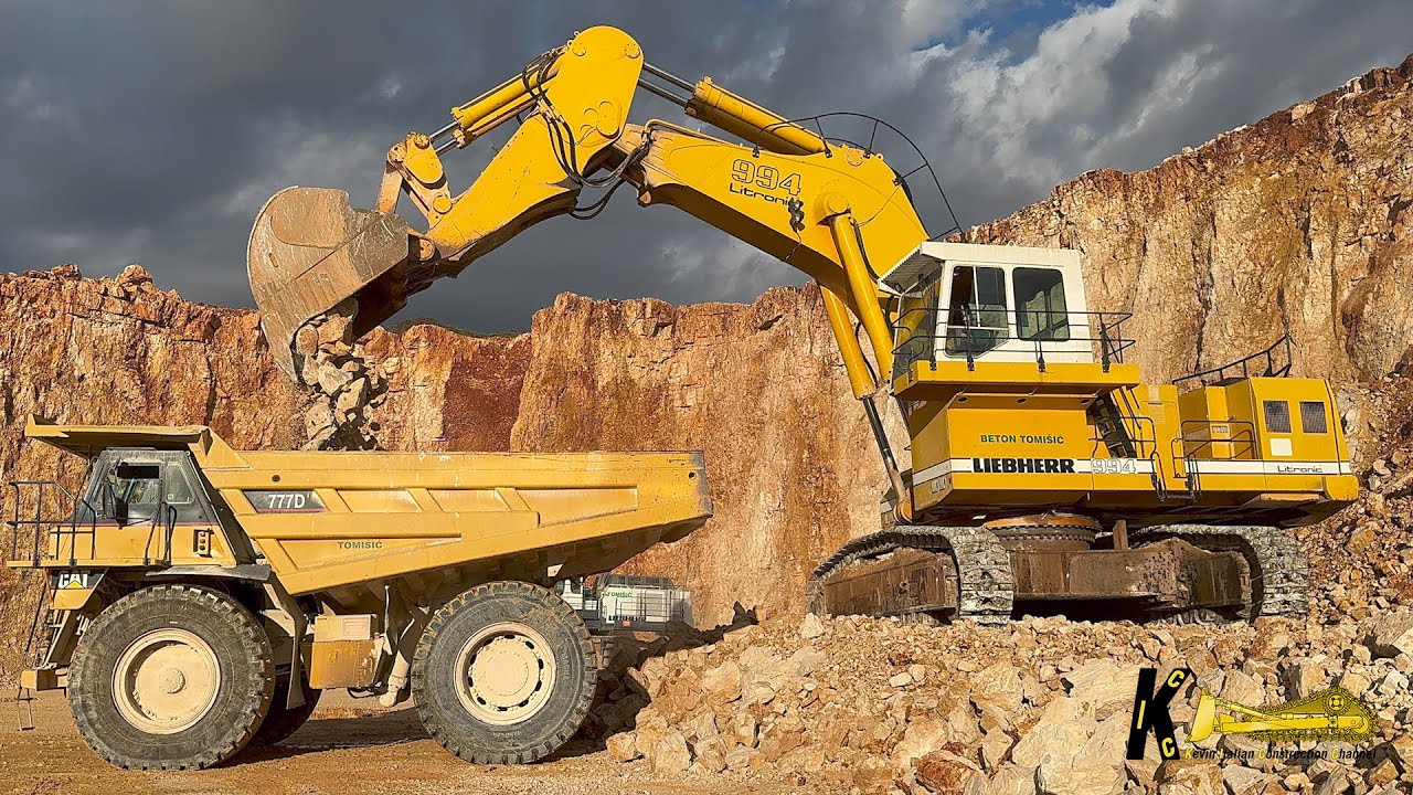 BIG LIEBHERR 994 Excavator Digging and Loading Dumper CATERPILLAR 777D #liebherr