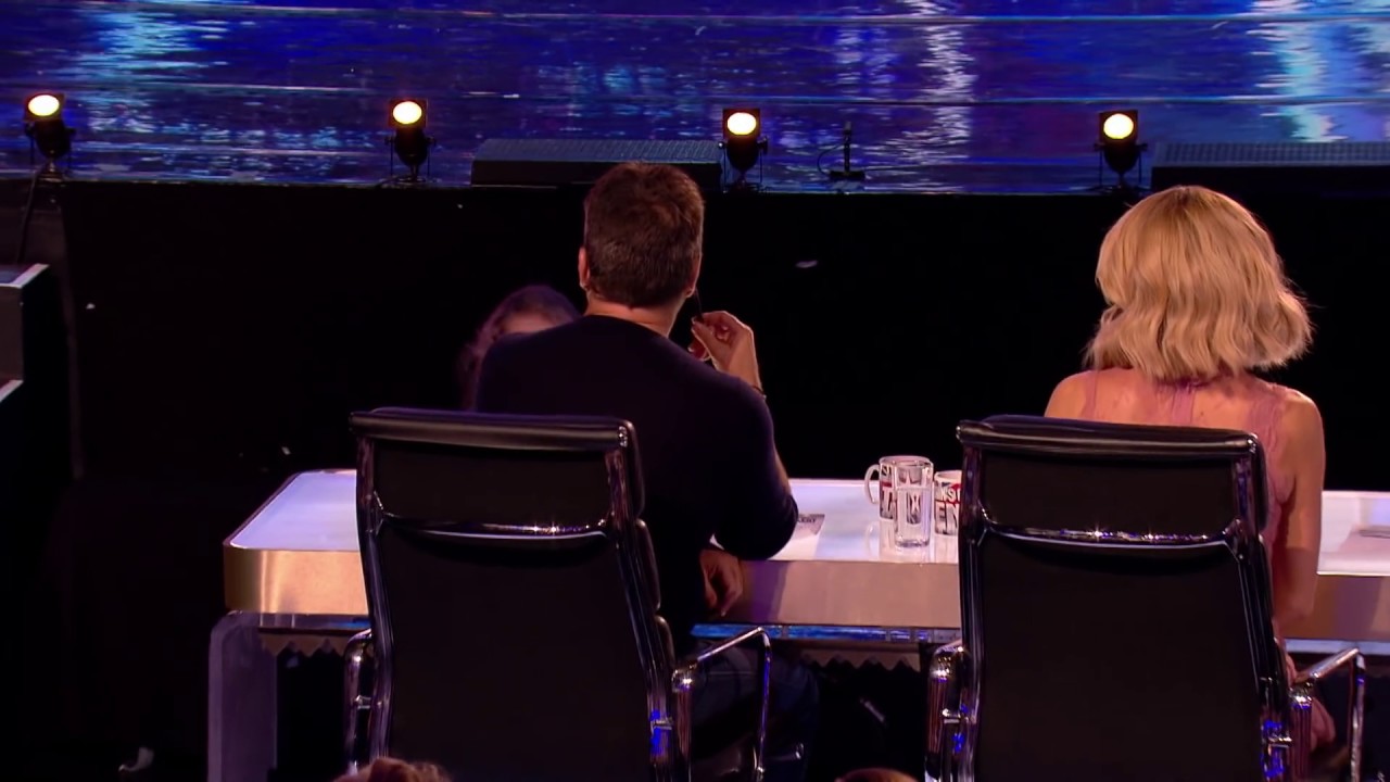 [ COOL ] Issy Simpson read Simon Cowell's MIND in Britain's Got Talent semi-final