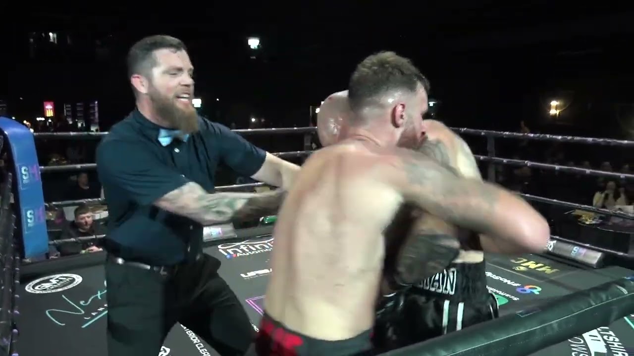 Бой 16 SM Fightclub: Дэнни Хип против Мэтти Мура