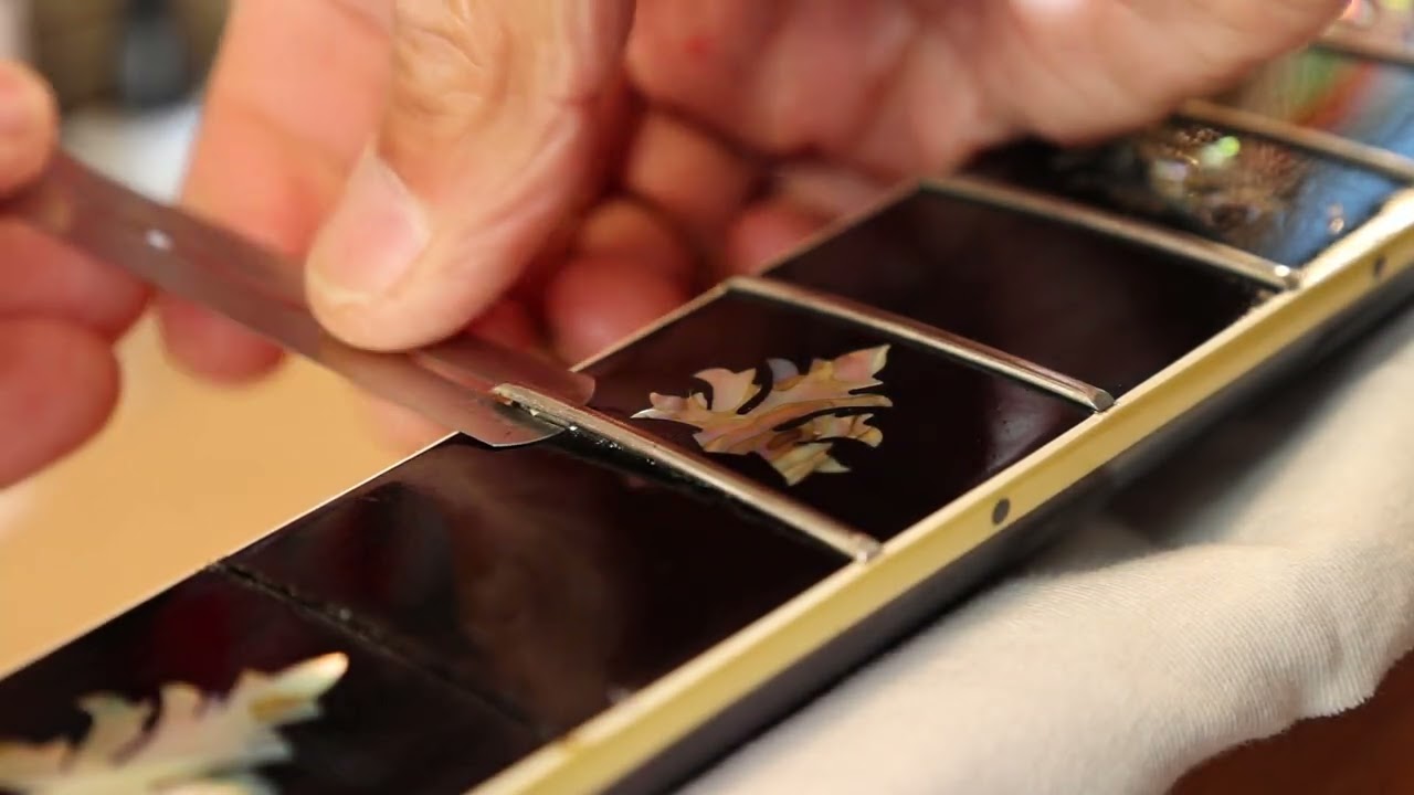 Pulling out a fret on Gibson J-2000