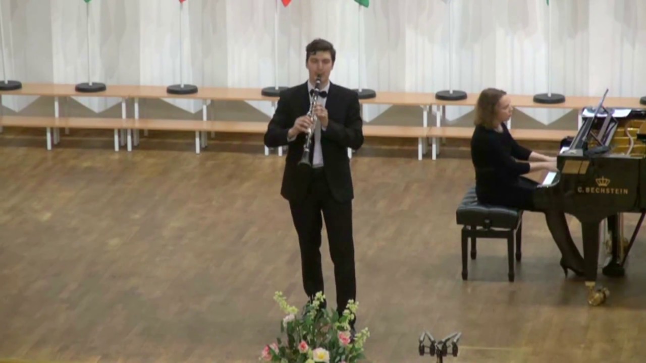 Jeanine Rueff: Concertino for clarinet - Larin Nikolai