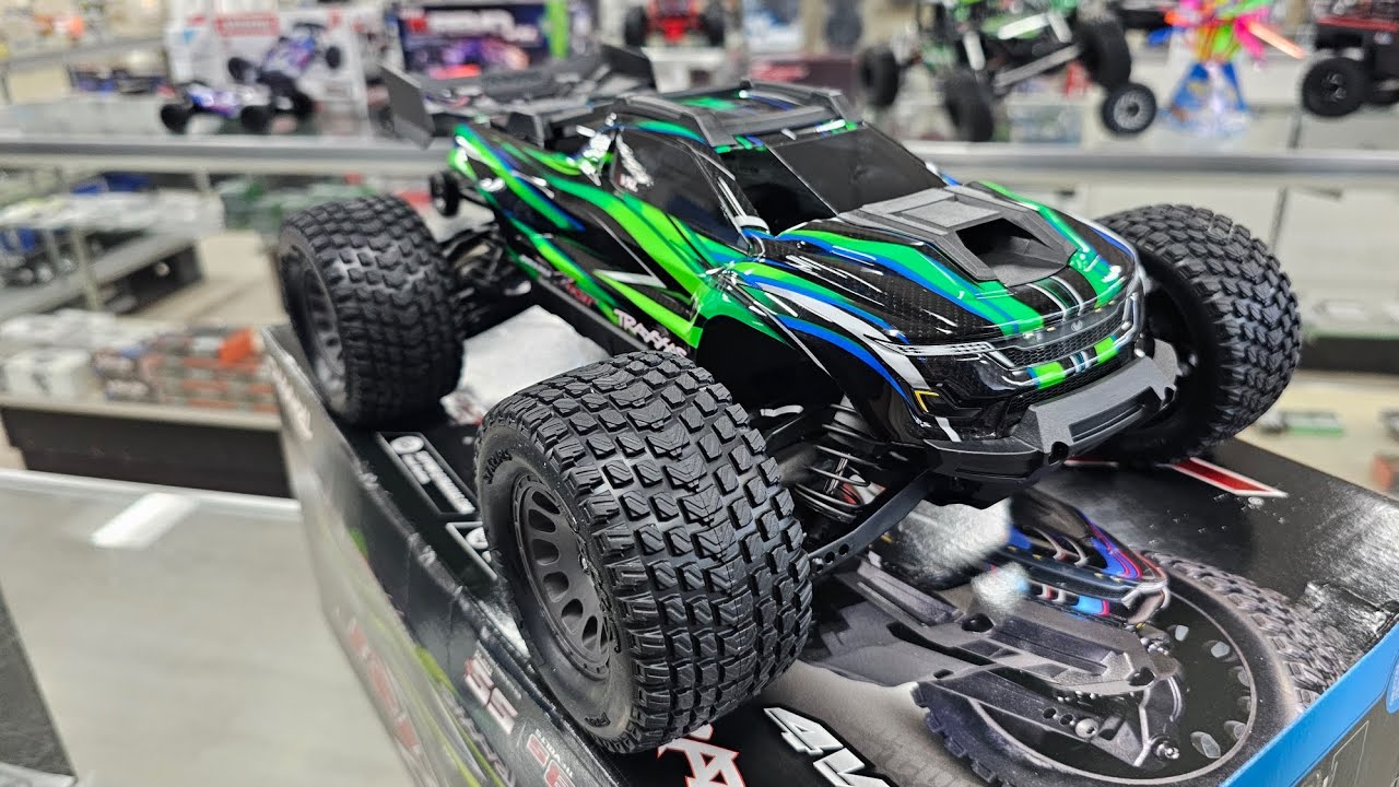 Traxxas Mini XRT VXL overview and speed run!