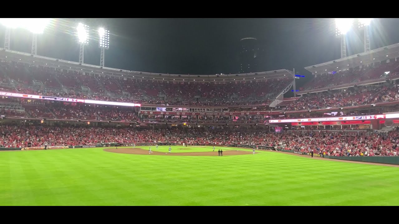 CINCINNATI REDS STADIUM *TAKE ME OUT TO THE BALL GAME*