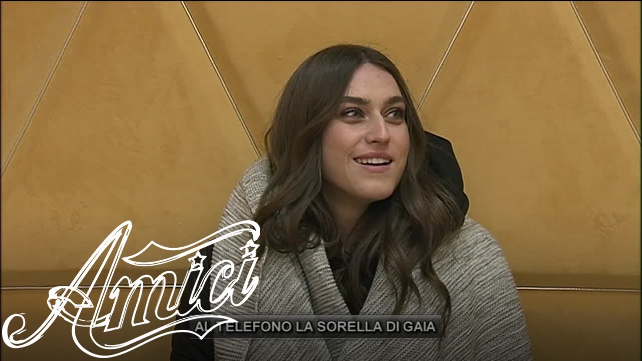 Amici 19 - Gaia al telefono con la sorella