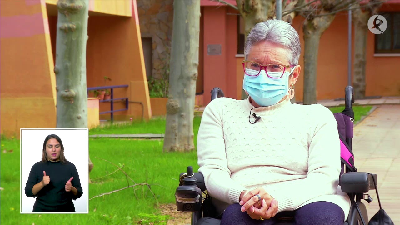 Así es Victoriana Román, una de las residentes más carismáticas del CAMF de Alcuéscar | Escúchame