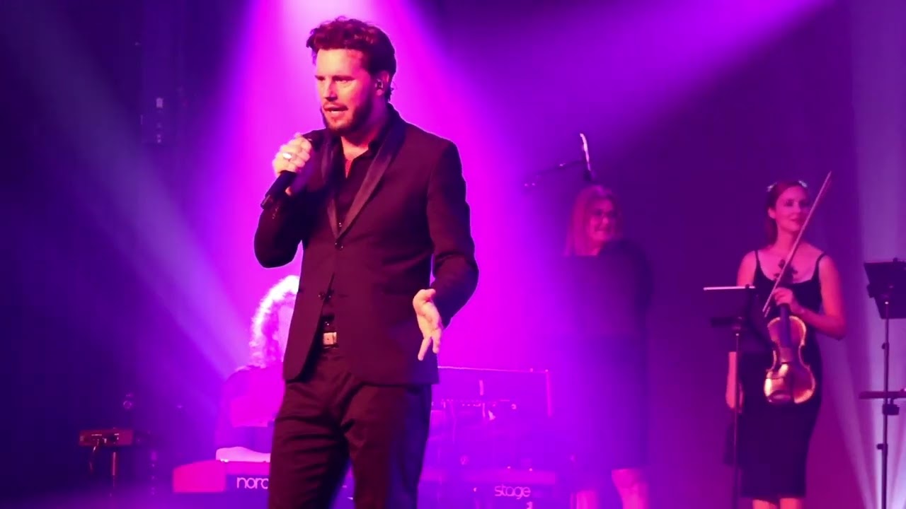 Bouke & ElvisMatters band - I'll Never Fall In Love Again (Viva Las Vegas 2023, 1)