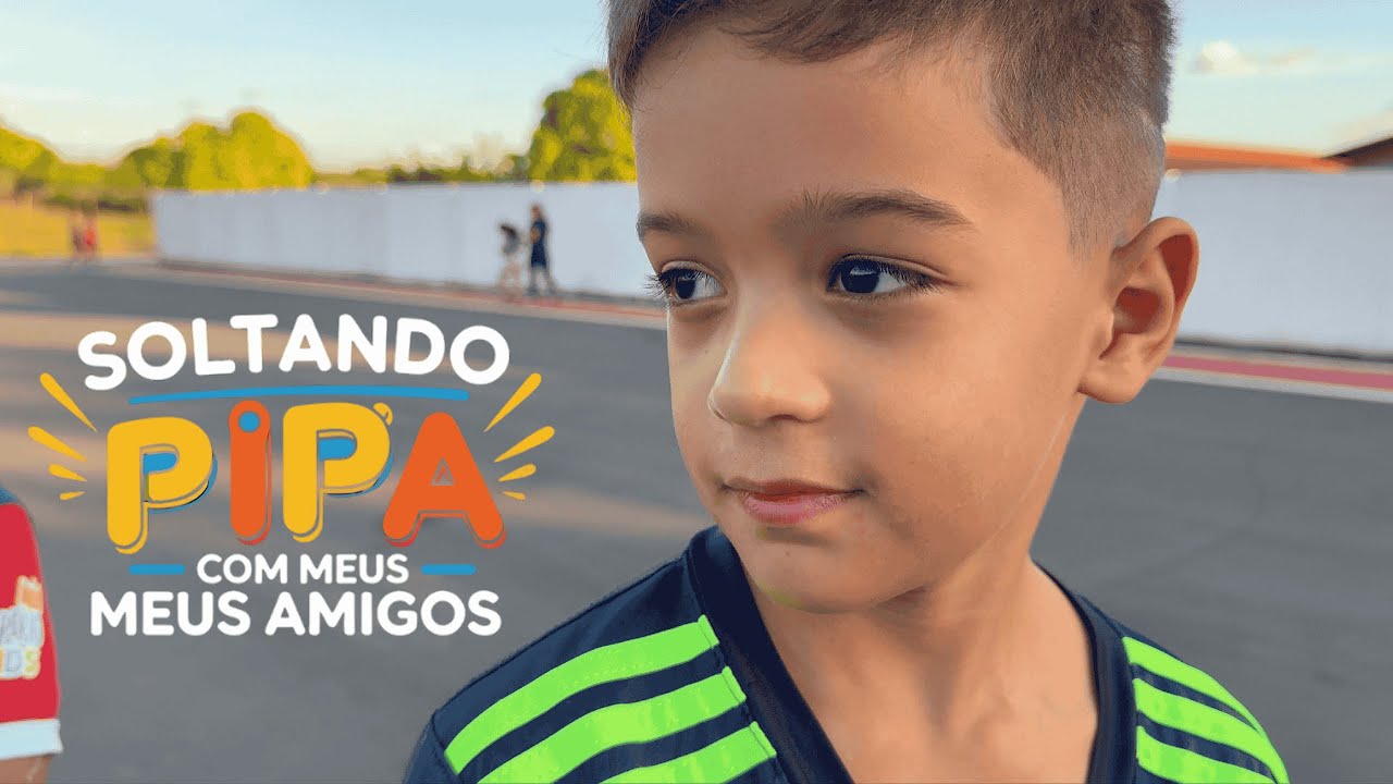 SOLTANDO PIPA COM MEUS AMIGOS