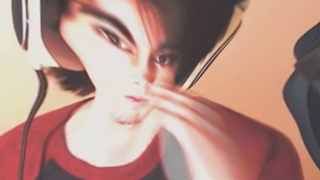 Leafy has no chin