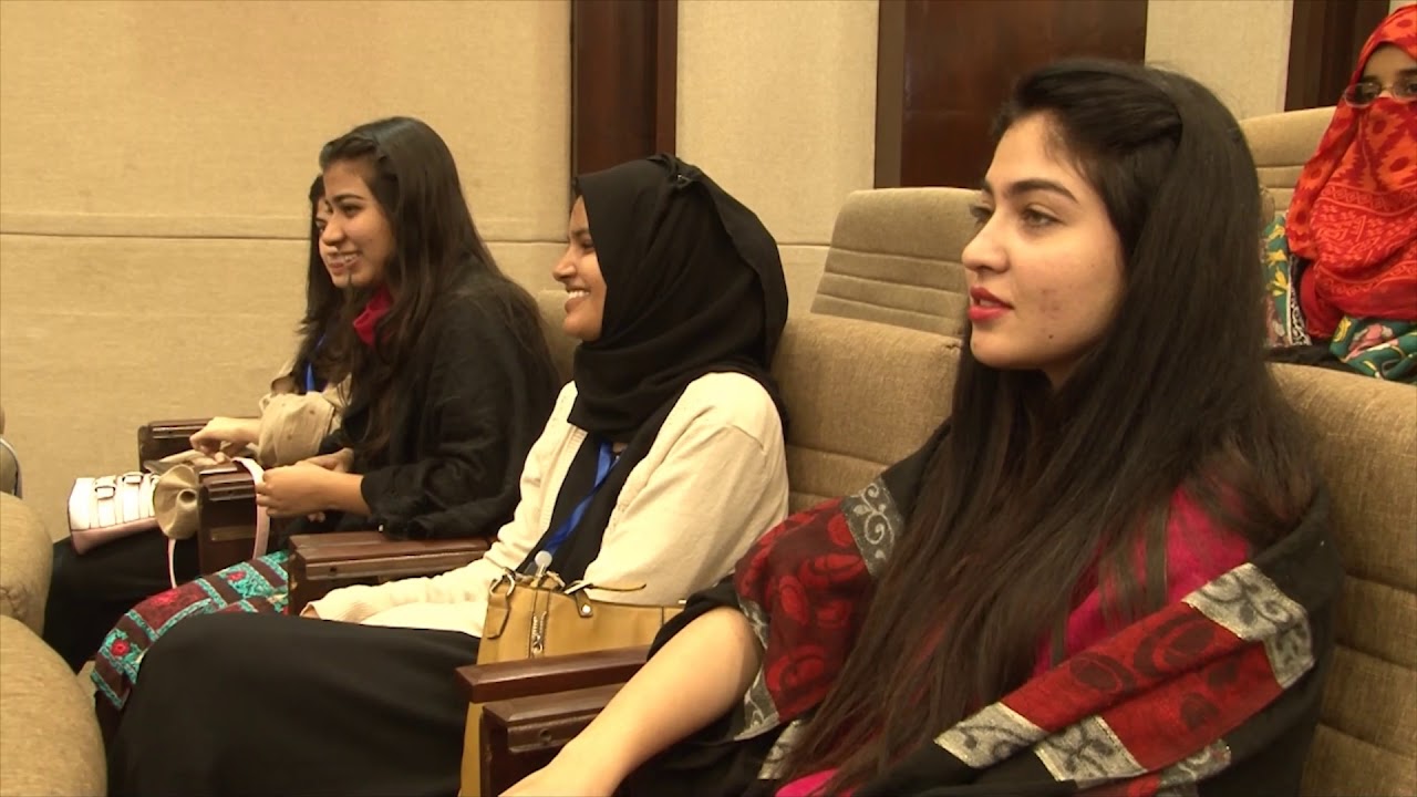 Umair Najmi | University of Lahore Mushaira | Favorite Ghazals