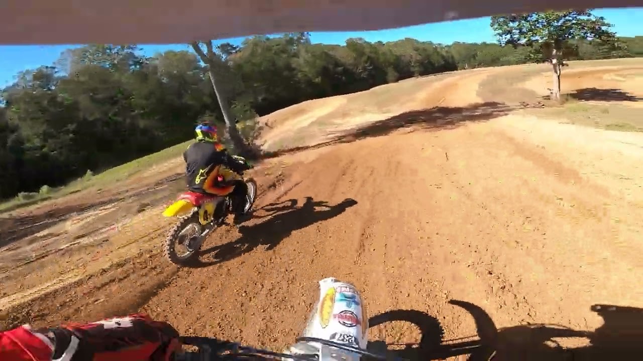 20251019 - AHRMA National - Farm 14 - Post Vintage 50+ Expert - Moto 2