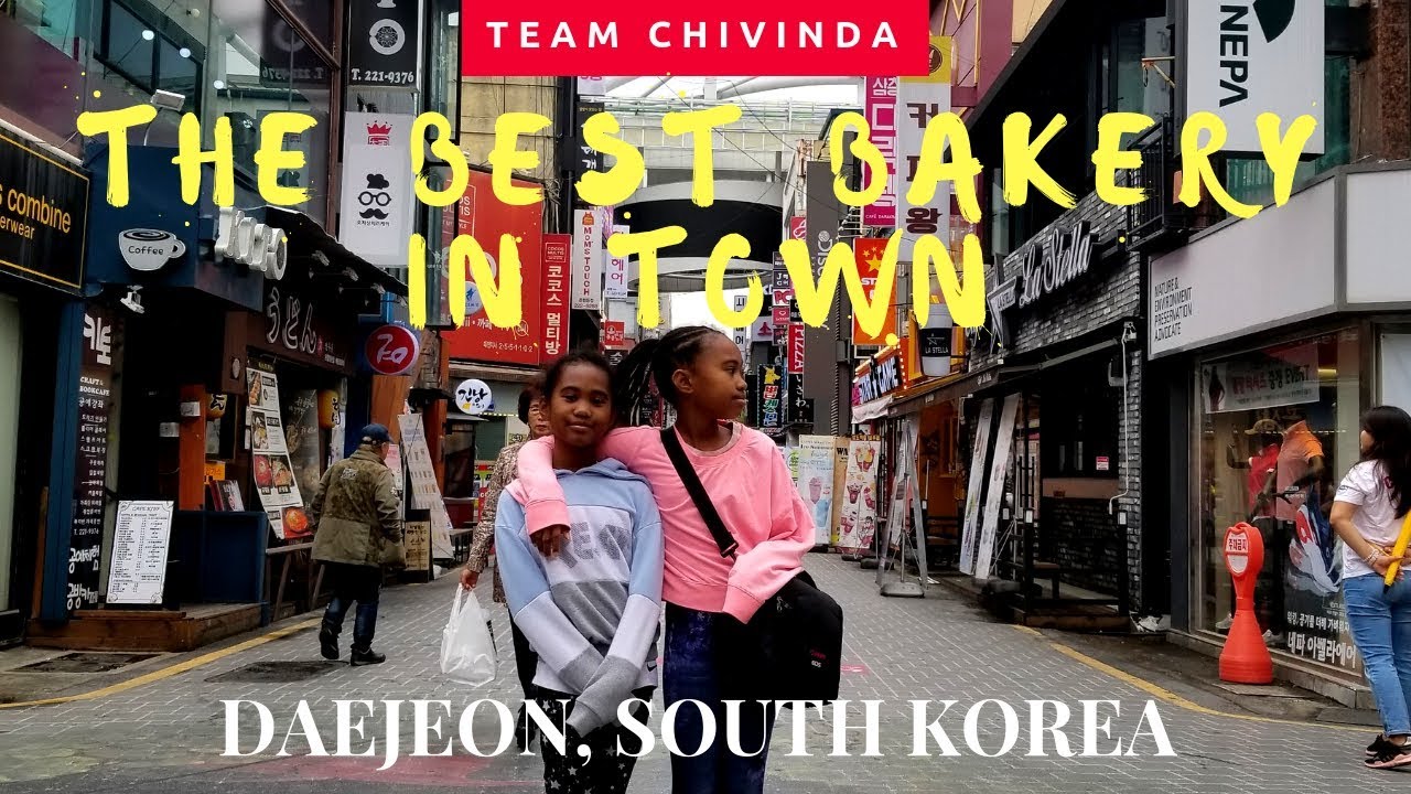 Eating WEIRD BREAD in South Korea | SQUID INK at the BEST bakery in Daejeon