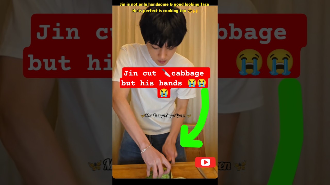 seokjin cutting cabbage but his hands 😭💀| Seokjin live | Seokjin concert #video#shortvideo#seokjin