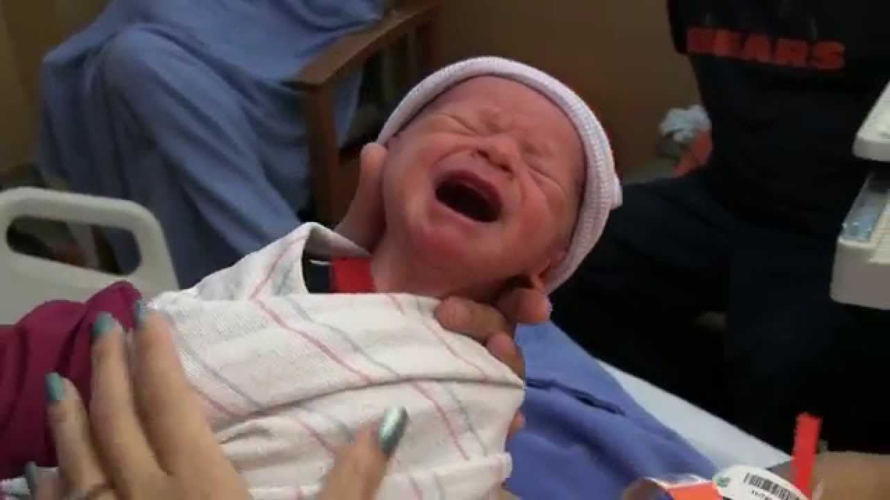 Newborn with well defined neck