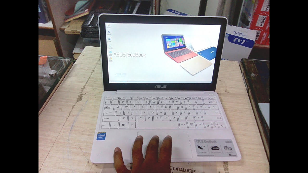 Unboxing Asus EeeBook X205TA Notebook Hands On & Review