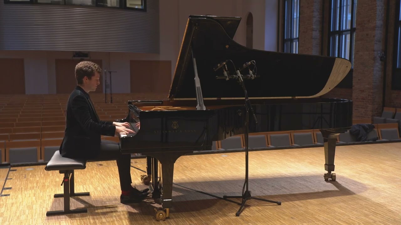 A. Schönberg: 3 Klavierstücke Op. 11 - Nicolas Absalom