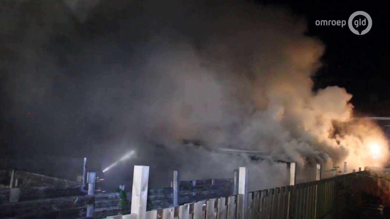Schuurbrand na onrust bij woning in Dieren