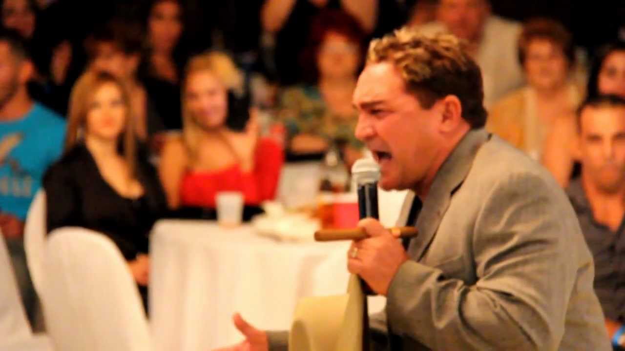 Antolín el pichón en Tampa Florida