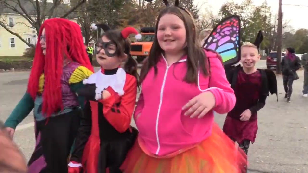Pollard School Halloween Parade 2017