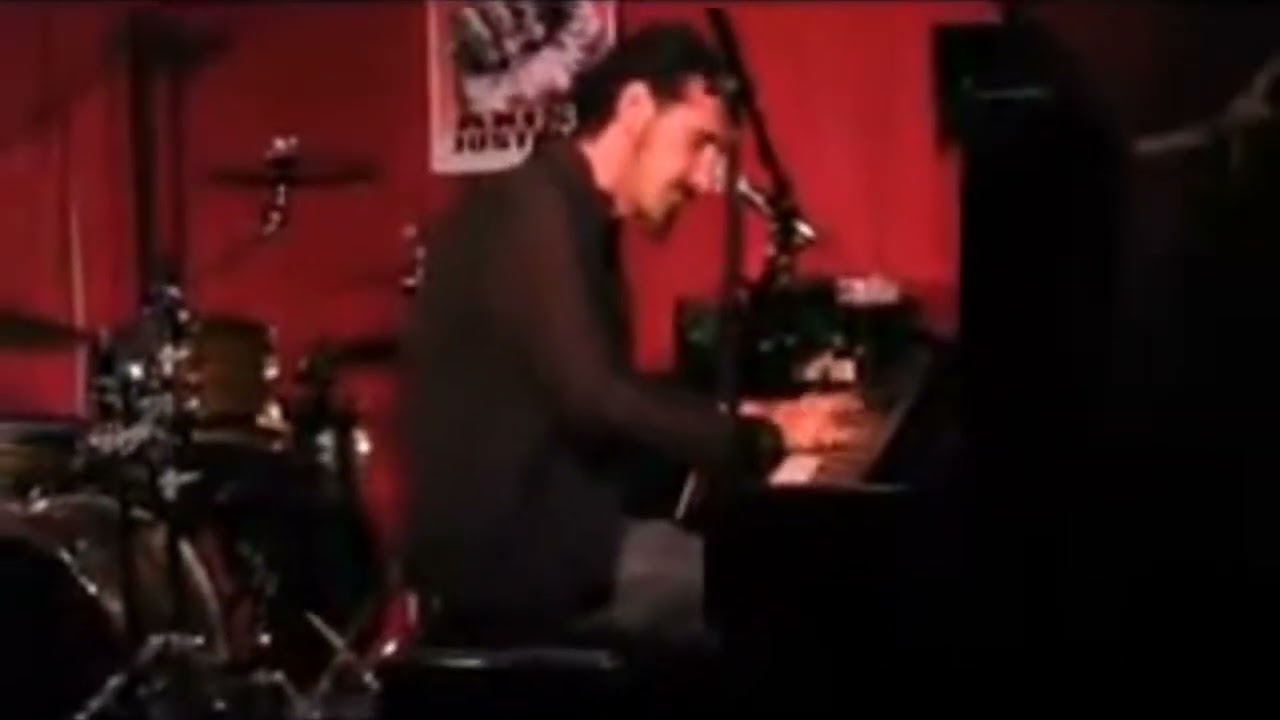 Serj Tankian - Live at the Hotel Cafe, Los Angeles [2007-12-13]