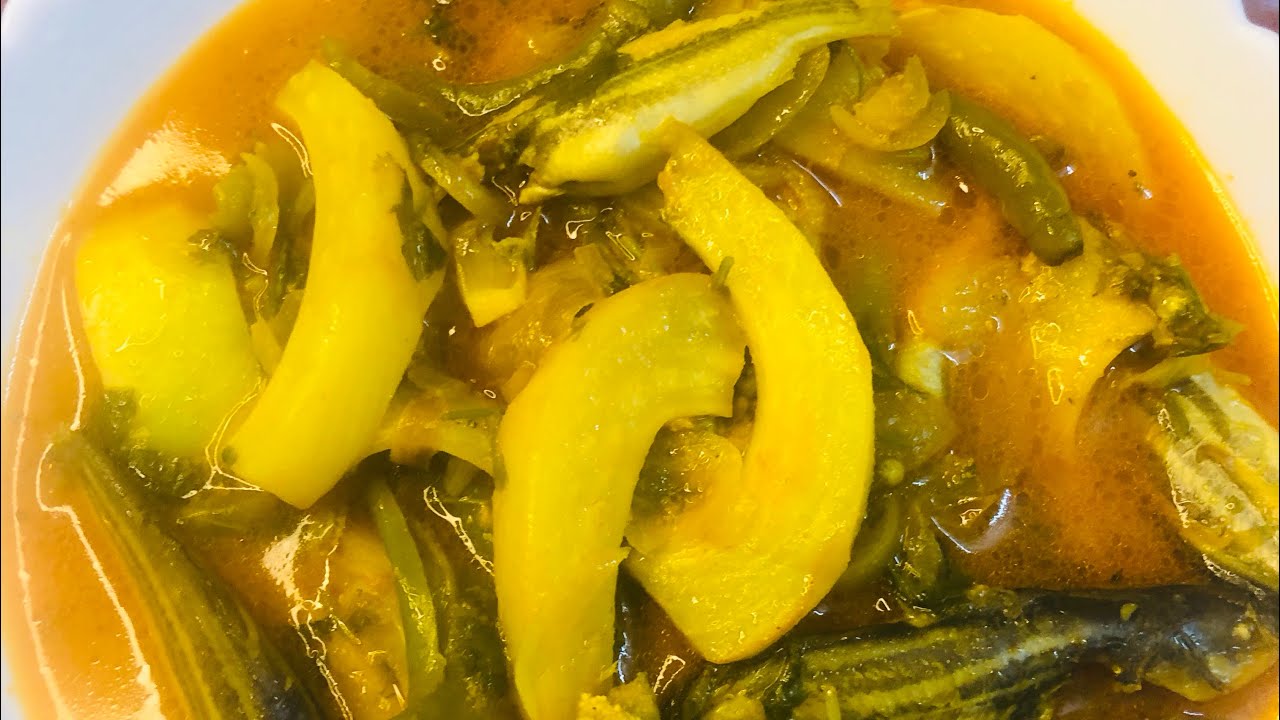 ছোট মাছ দিয়ে চালতার টক রান্না#Small fish with Chalta recipe#চালতার রেসিপি