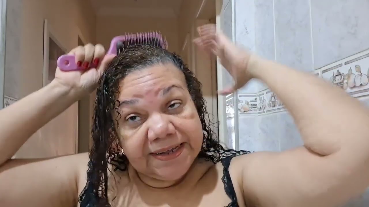 Creme de Pentear Cachos de uva do Boticário 