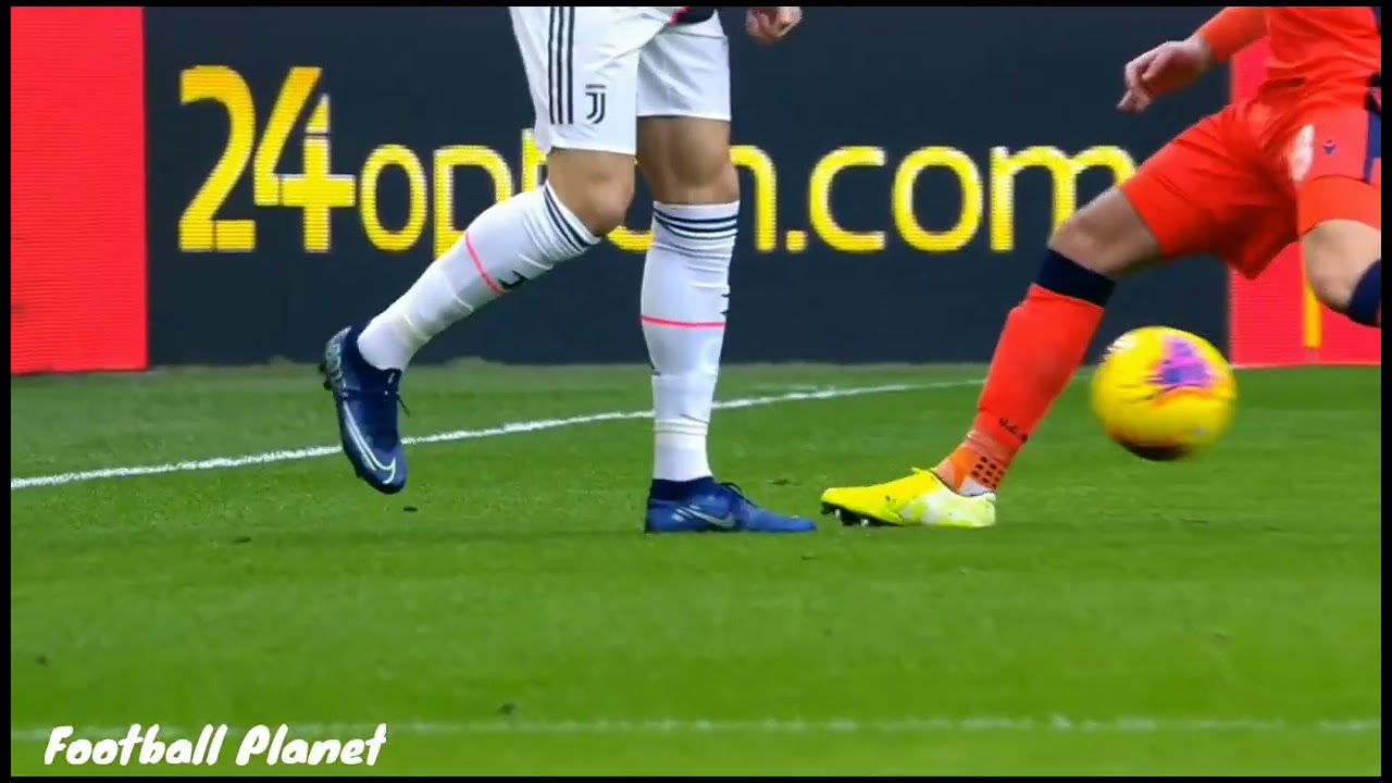 Cristiano Ronaldo - Juventus Skills 2020 ft. Alan Walker Headlights