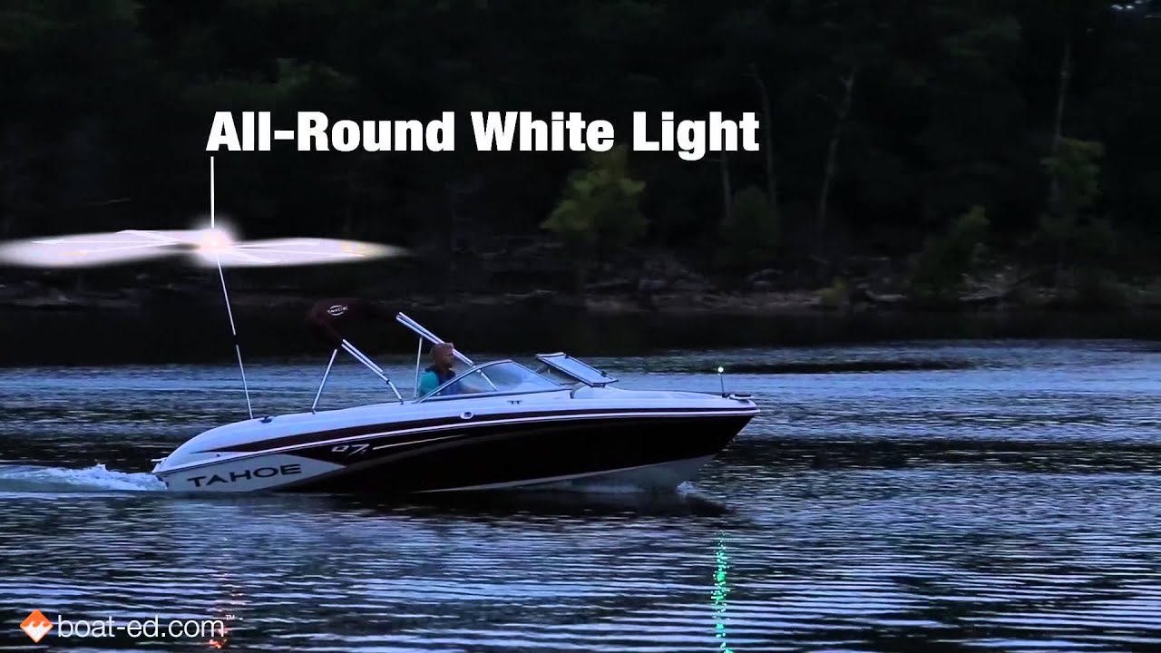 How to Safely Boat at Night