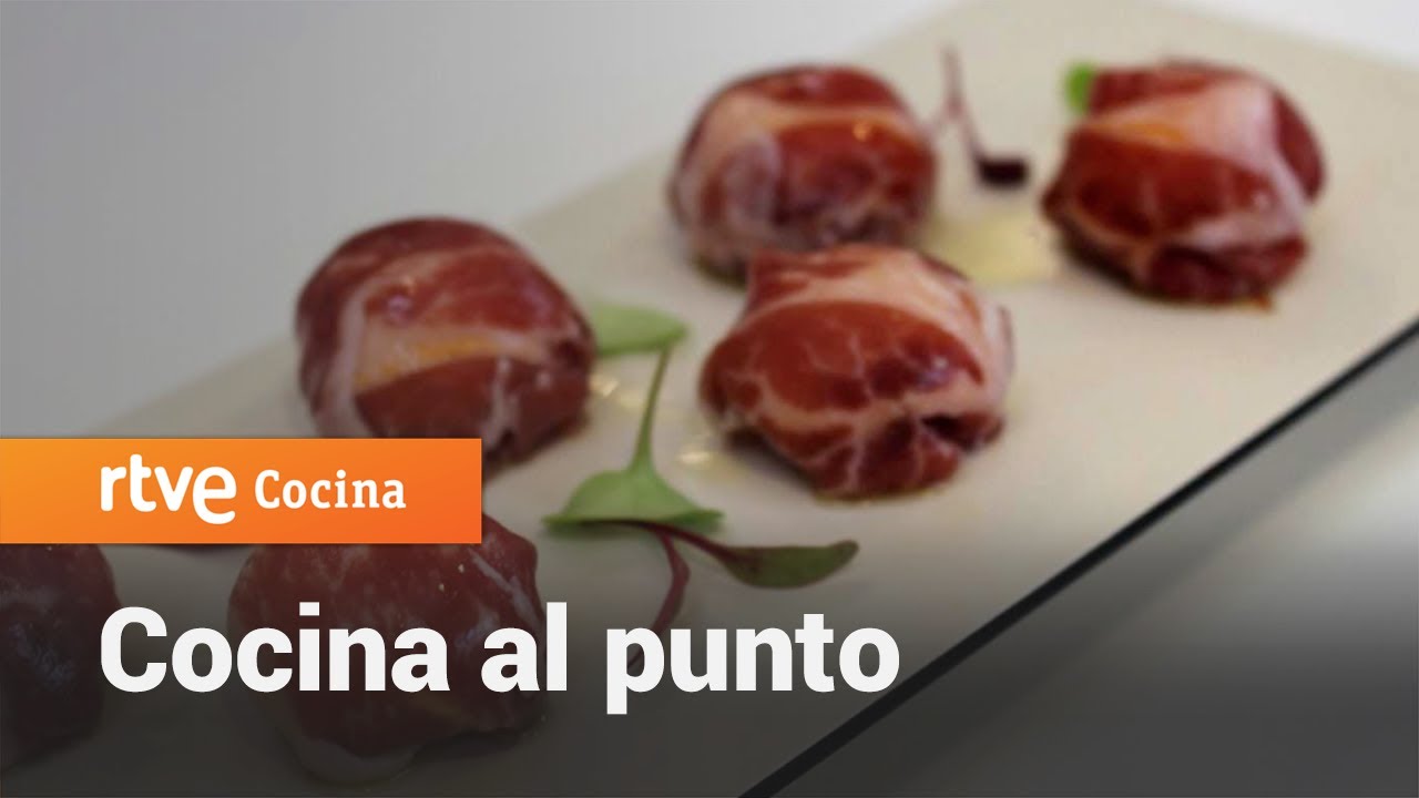 Cocina al punto: Bombones de salmorejo y jamón | RTVE Cocina