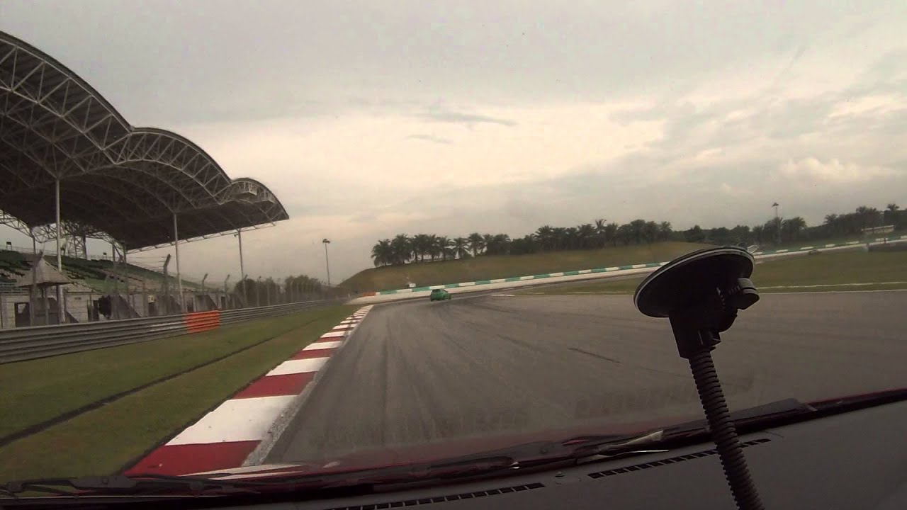 Proton Preve 1.6 CFE Race in Sepang (Open Track Day). Fastest lap - 3:07!