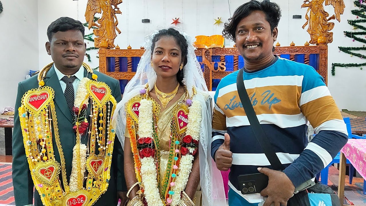 ଵିଵାହ ଗୀତ // ବିଧିର ବିଧାନ ଏହି ମିଳନ TUKUNA// AKARSHITA weds JUNASH PUATTASING CHURCH 