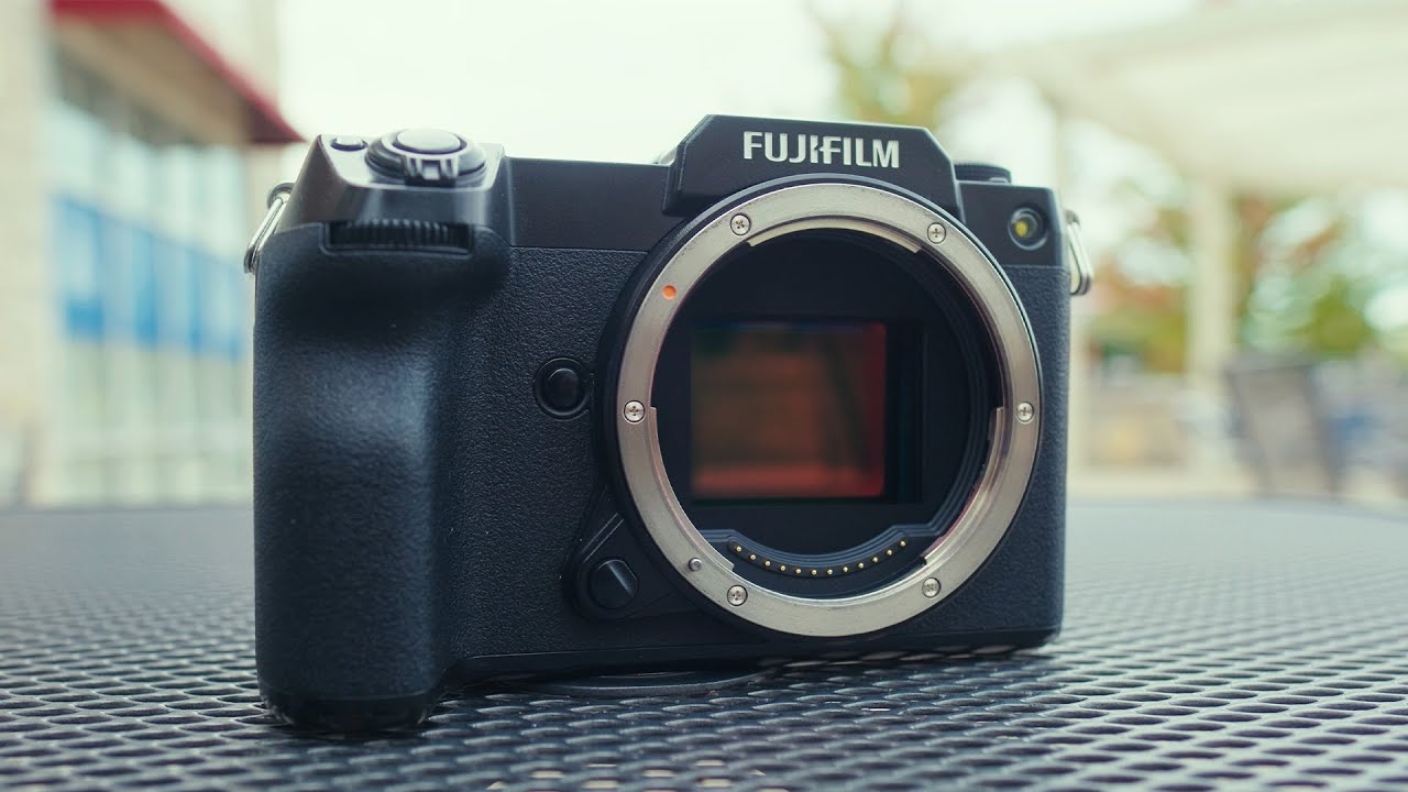 Fujifilm GFX 50S II: актуальна ли в 2025 году?