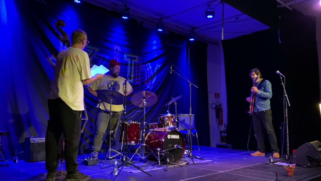 Niclas Knudsen Trio - Live Medley